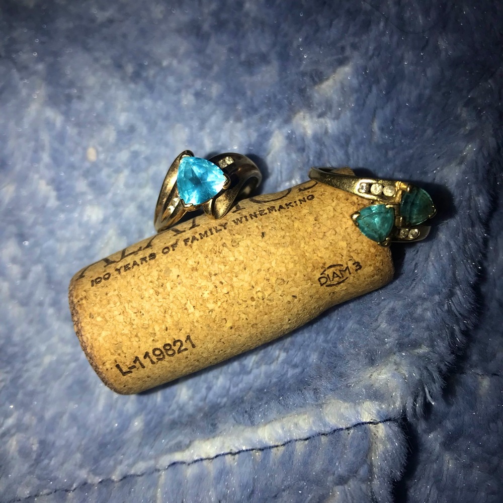 Two 10k yellow gold and turquoise rings